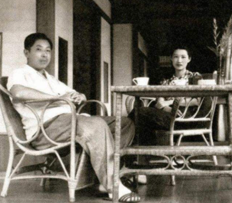 2001年張學良逝世,銀行鉅額存款被公開,他這麼多錢是哪來的? 2001年張學良逝世,銀行鉅額存款被公開,他這麼多錢是哪來的?