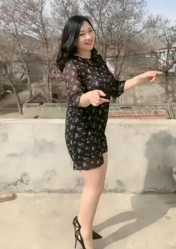 挑選一款適合自己的服裝