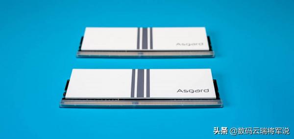 OC3600的炫酷白甲RGB燈條 阿斯加特DDR4 16GB記憶體套裝輕體驗 OC3600的炫酷白甲RGB燈條 阿斯加特DDR4 16GB記憶體套裝輕體驗