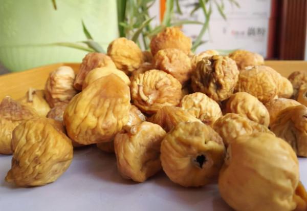 原來“骨頭湯”不補鈣？真正補鈣的是這6種食物，不要錯過哦