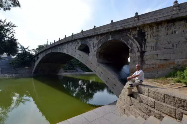 悠遊千古趙州境，觀賞天下第一橋
