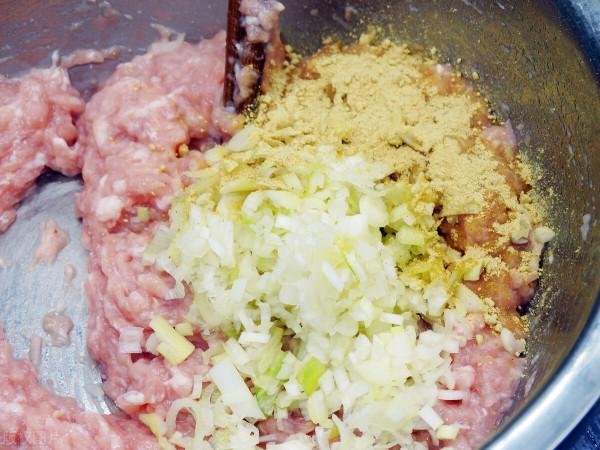 冬日餛飩4款做法，湯鮮肉嫩，好吃又營養