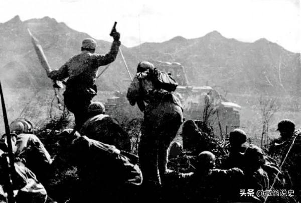 奇襲白虎團還有一支神勇的小分隊,戰鬥驚險激烈,斃敵200多人 奇襲白虎團還有一支神勇的小分隊,戰鬥驚險激烈,斃敵200多人