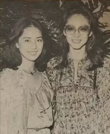 割腕自殺、告母入獄,成龍女兒這是反擊報復還是無限作妖? 割腕自殺、告母入獄,成龍女兒這是反擊報復還是無限作妖?