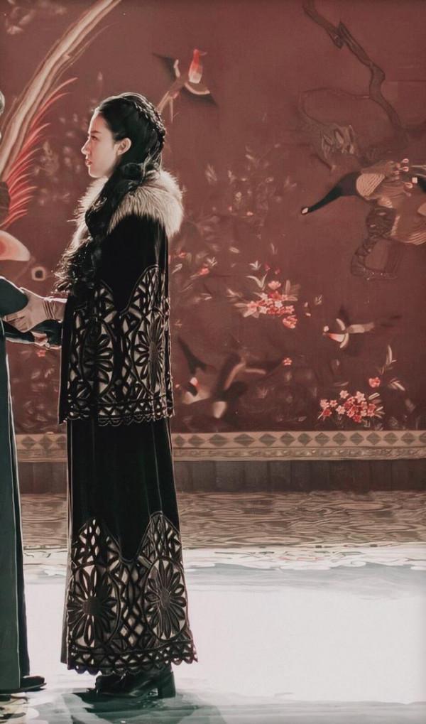 劉亦菲在《南煙齋筆錄》，光是劇照都令人怦然心動