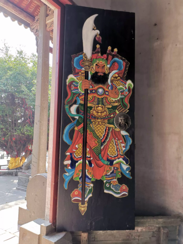 雷州有座千年古祠，全國罕見的五代石人石狗