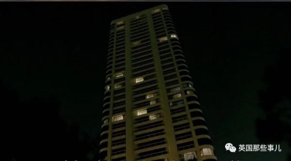 她用高跟鞋連扎25下將男友殺死，然而她卻有完全不同的說法