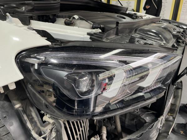 21款賓士GLE450改裝LED幾何多光束大燈，讓照明變得更加智慧