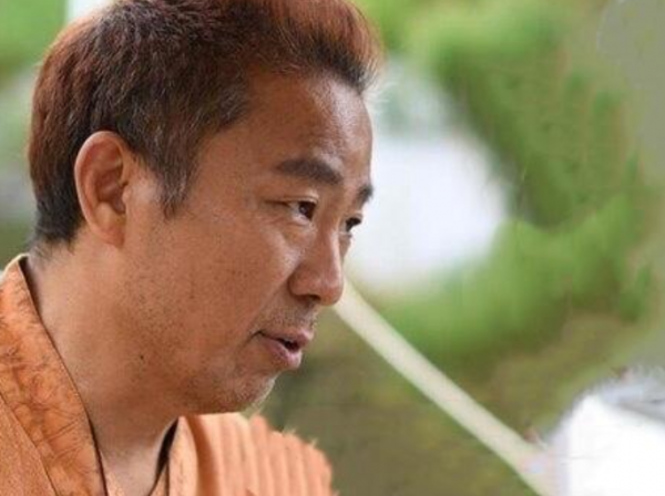 又一男星癌症去世！54歲金哲民抗癌3年病逝，一家五口均死於絕症