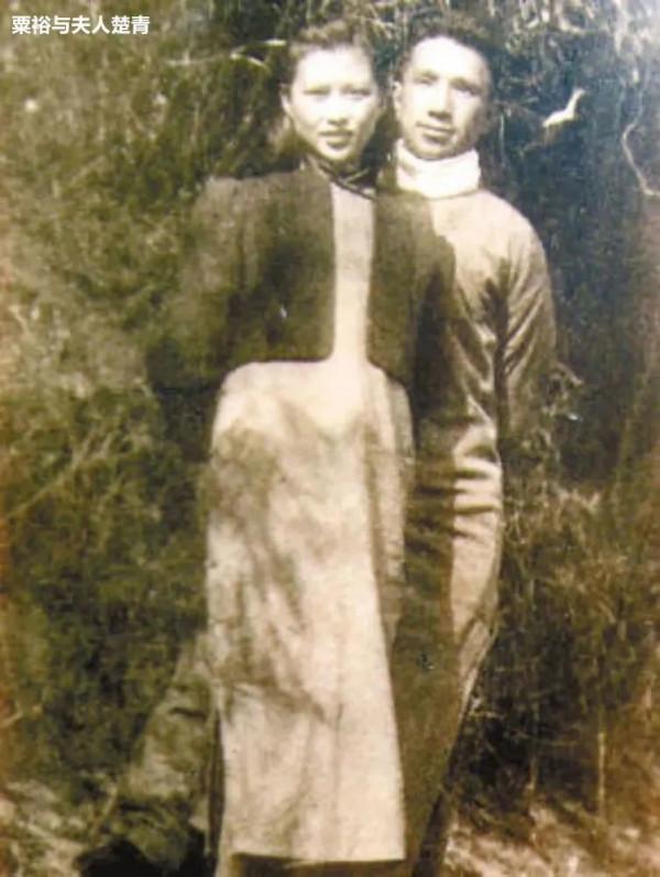 粟裕去世，骨灰中發現3枚彈片，令楚青失聲痛哭：折磨了他54年啊