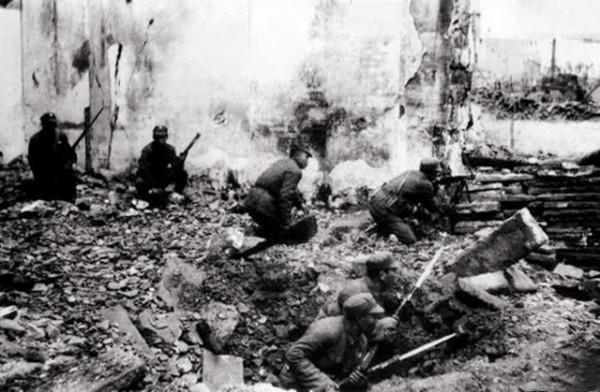 遠征軍女護士設計除掉日本特務,印度院長問:你哪個軍校畢業的? 遠征軍女護士設計除掉日本特務,印度院長問:你哪個軍校畢業的?