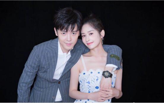 女明星孕期對比：有人為掙錢拍戲流產，也有人懷孕後被寵成公主