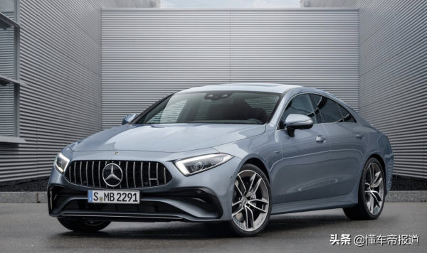 新車 &vert; 原廠&OpenCurlyDoubleQuote;黑化&rdquo;風格，百公里加速4&period;5秒，CLS53 AMG官圖釋出