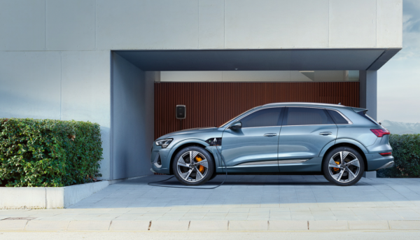 奇瑞集團公佈2022年銷量目標;Rivian釋出第三季度財報;現代集團釋出人事任命 | 智駕晚報 奇瑞集團公佈2022年銷量目標;Rivian釋出第三季度財報;現代集團釋出人事任命 | 智駕晚報