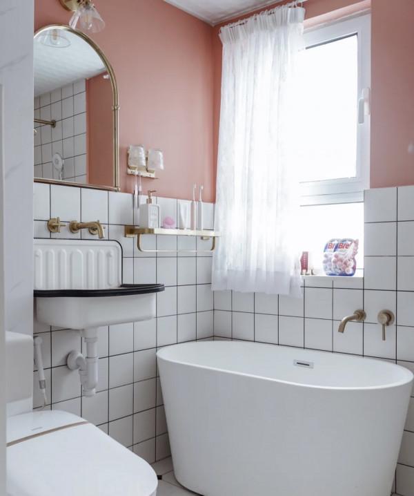 70㎡老破小，堅決砸掉兩面牆，讓客餐廚、書房一體化，太讚了