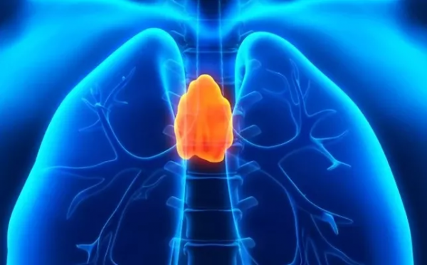 肺癌？胸腺癌？診斷不明治療無法推進，美國麻省總醫院二診明確