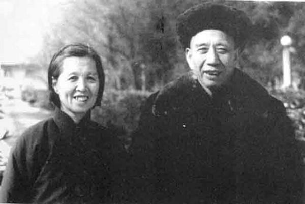 王震治疆缺技術人才，李四光推薦：有個學生在監獄，王震大膽起用