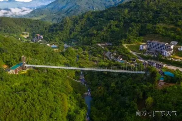 去旅遊嗎？新興天然氧吧的那種