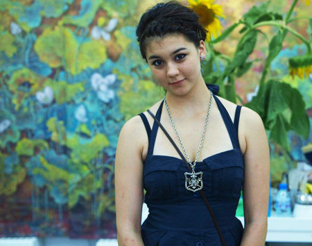 張鐵林：拋妻棄子換國籍，八個女人三個娃，到底是作樂還是作死？