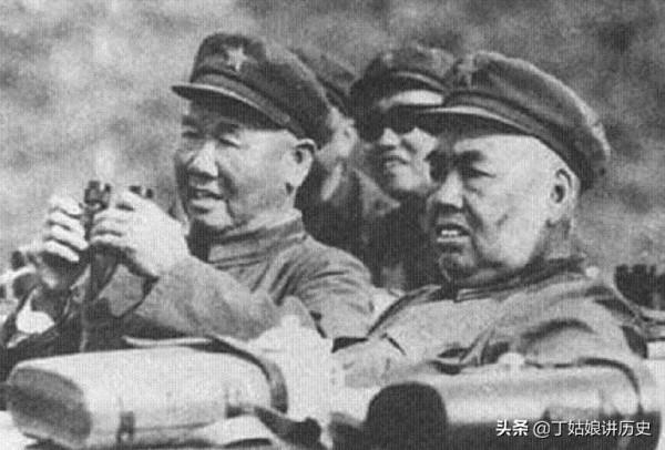 1960年,詹才芳中將路過南京,許世友敬了個軍禮:熱烈歡迎老首長 1960年,詹才芳中將路過南京,許世友敬了個軍禮:熱烈歡迎老首長