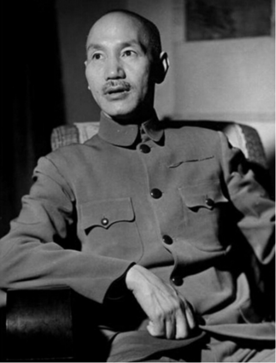 鄧小平在劉伯承遺體告別儀式上三鞠躬，由於相知甚深，至為悲痛