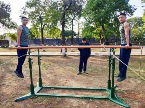 雙胞胎同年考上大學，同年參軍入伍守衛祖國邊防線！這樣的人生不要太精彩