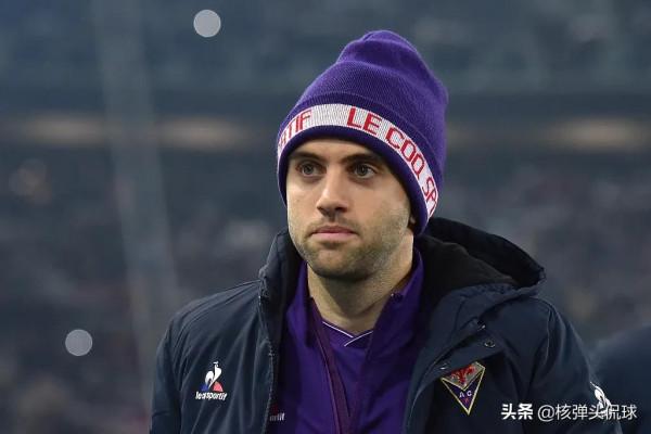 被傷病毀掉的天才，17歲去曼聯，24歲被皇薩垂青，6年5次膝蓋手術