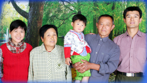 14年前,28歲中國軍人為救跳江女子犧牲,妻女如今過得怎樣? 14年前,28歲中國軍人為救跳江女子犧牲,妻女如今過得怎樣?