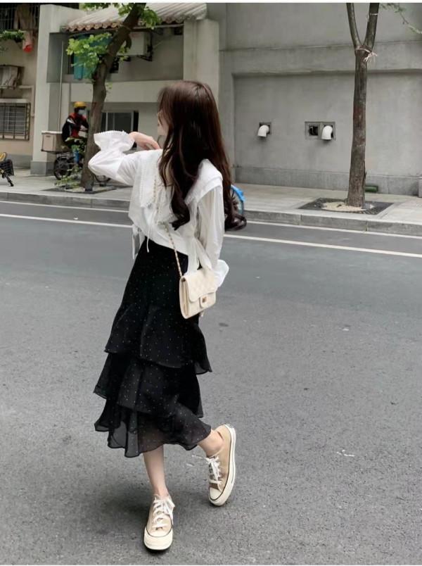 蛋糕裙搭配什麼上衣好看