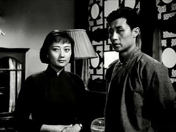 10位抗戰片英雄主演現狀:有人成將軍,有人罹患癌症,有人已離世 10位抗戰片英雄主演現狀:有人成將軍,有人罹患癌症,有人已離世