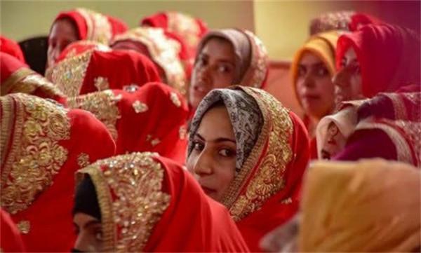 印度女孩嫁安徽一農民,婚後隨夫姓,8年後,帶妹妹也遠嫁中國 印度女孩嫁安徽一農民,婚後隨夫姓,8年後,帶妹妹也遠嫁中國