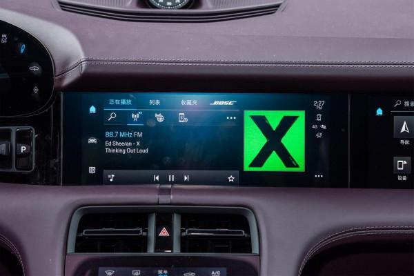 網友賜名的“最美電車”Taycan，零百最快2.8s，除了貴沒啥毛病