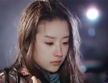 只有看了年輕時候的董潔，才知道她的顏值為什麼不輸劉亦菲