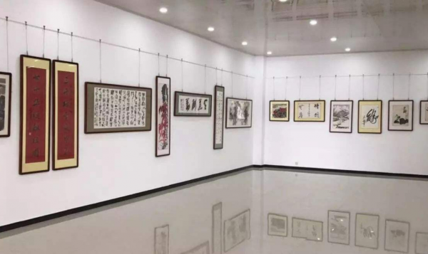 1983年5元一張沒人要的畫，他豪氣買了9000張，現今單張價值上億