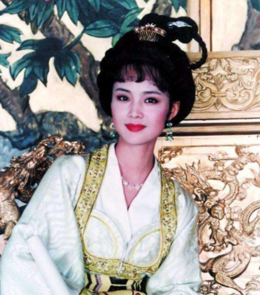 &OpenCurlyDoubleQuote;巾幗宰相&rdquo;上官婉兒，一生有多少緋聞物件？喜歡的究竟是誰？