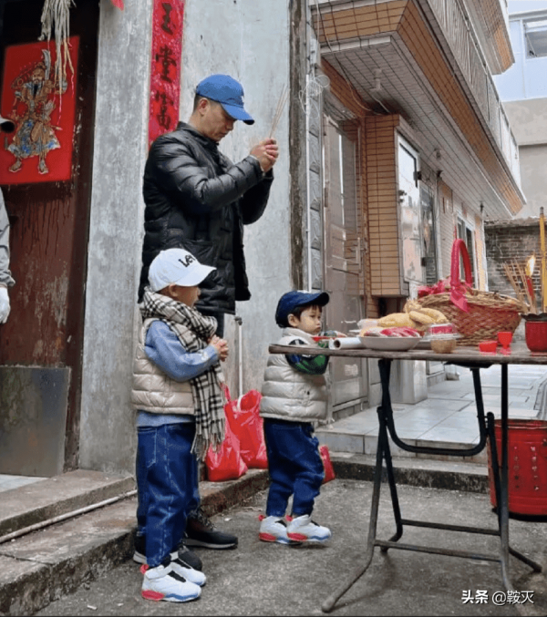 明星迴家過年，最接地氣和最有煙火氣的是誰