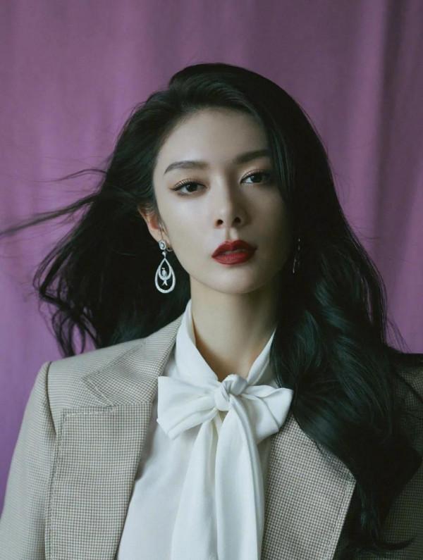 又美又颯：傅菁