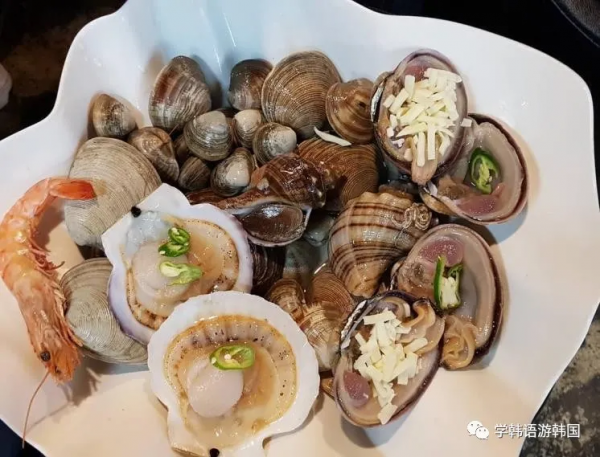 「遊」位於首爾的這三家海鮮店最適合寒冷的日子裡熱乎乎的來一份