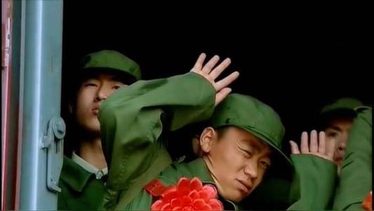 《王牌部隊》熱播，爭議不斷，與《士兵突擊》相比它到底差在哪裡