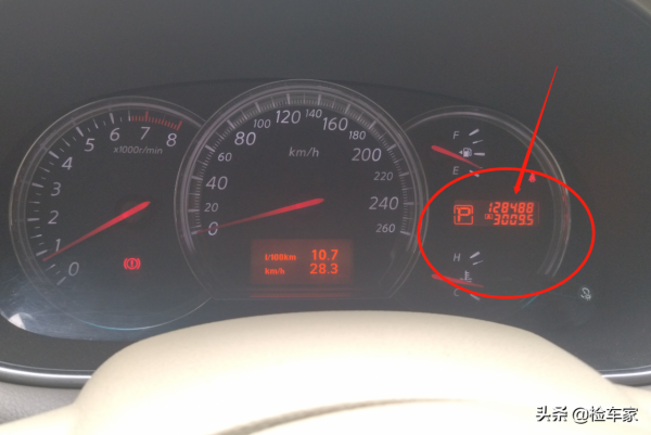 5萬的日產天籟公爵沒人要！看到維保記錄買家驚呆了：這誰敢要？