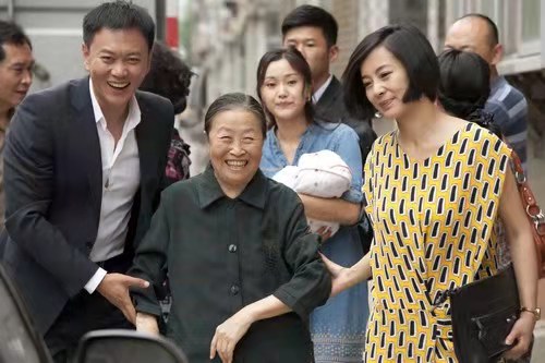 “醜娘”張少華年輕時有多美？校花級別，20歲照片簡直太美了