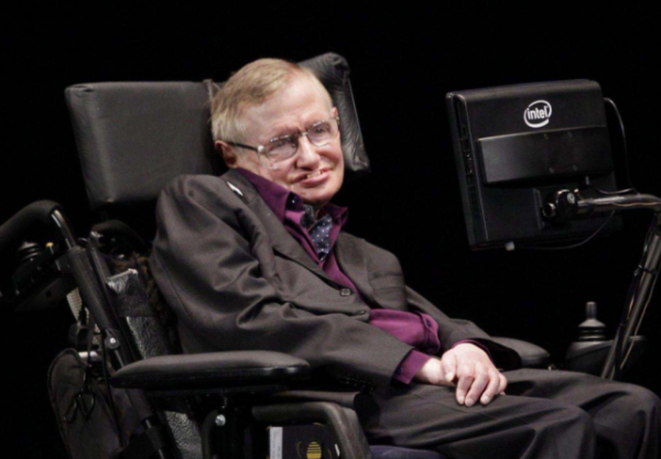 霍金21歲便癱瘓了？被禁錮在輪椅半個世紀，他的幾個孩子咋來的？