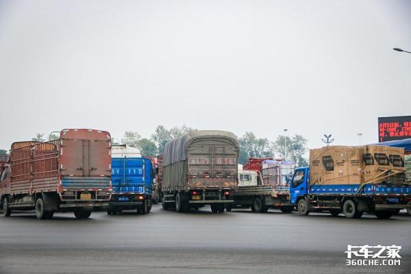 漲價不說還限制加油量?上漲的運費還不夠加油,卡友直呼太難了 漲價不說還限制加油量?上漲的運費還不夠加油,卡友直呼太難了