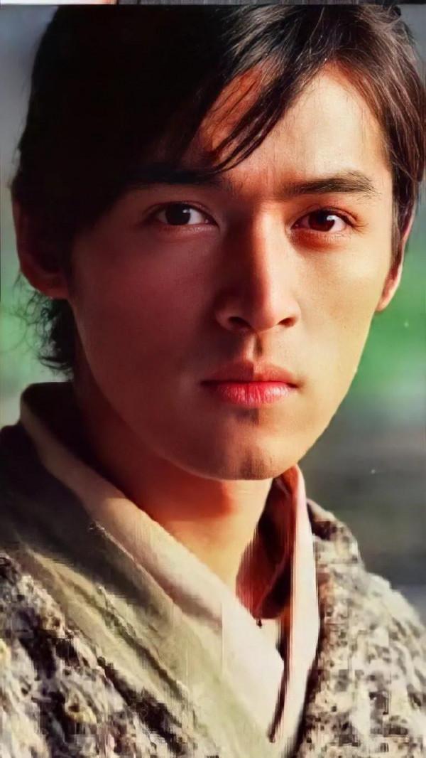 胡歌手機桌布分享