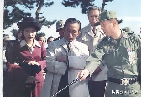 從日本關東軍到韓國總統：&OpenCurlyDoubleQuote;漢江奇蹟&rdquo;締造者，朴正熙的爭議人生