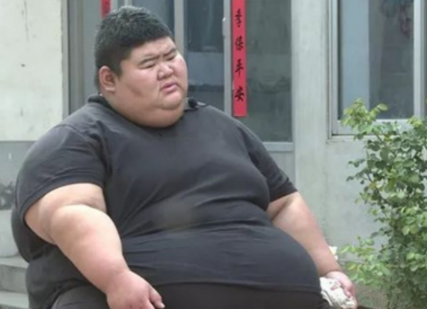 “山東第一胖”重668斤,為愛一年減重400斤,如今愛情事業雙豐收 “山東第一胖”重668斤,為愛一年減重400斤,如今愛情事業雙豐收
