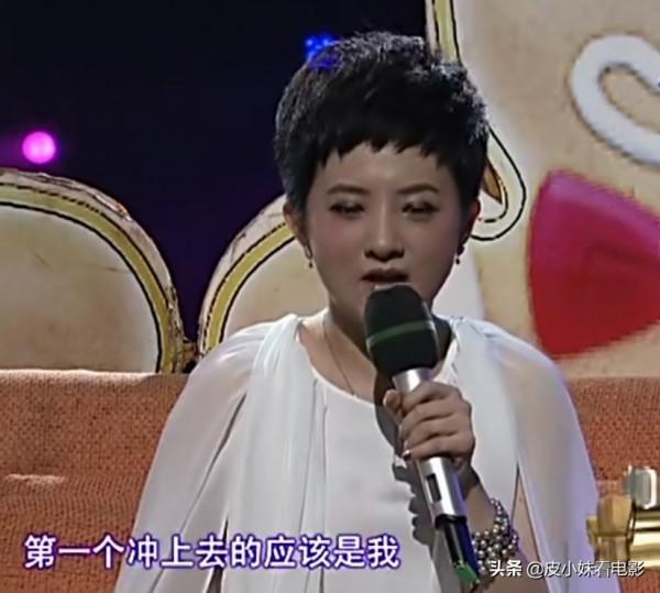 著名童星金銘：9歲爆紅成團寵、在巔峰時退圈，她都經歷了什麼？