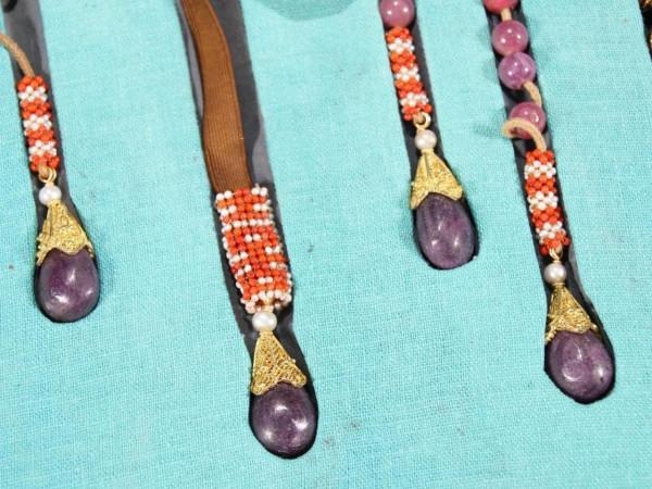 歡迎各位老師欣賞隨評～清代 宮廷風格碧璽朝珠一盤