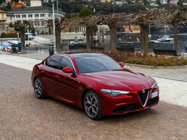 致敬前輩 阿爾法·羅密歐推出Giulia/Stelvio限量版車型 致敬前輩 阿爾法·羅密歐推出Giulia/Stelvio限量版車型