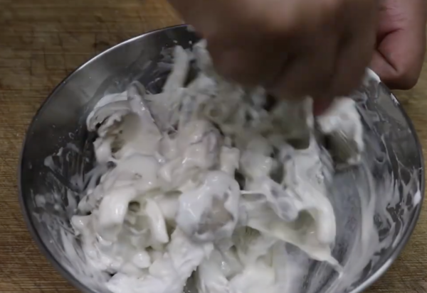 椒鹽袖珍菇 2元錢做出來居然這麼好吃,一定要學會 椒鹽袖珍菇 2元錢做出來居然這麼好吃,一定要學會